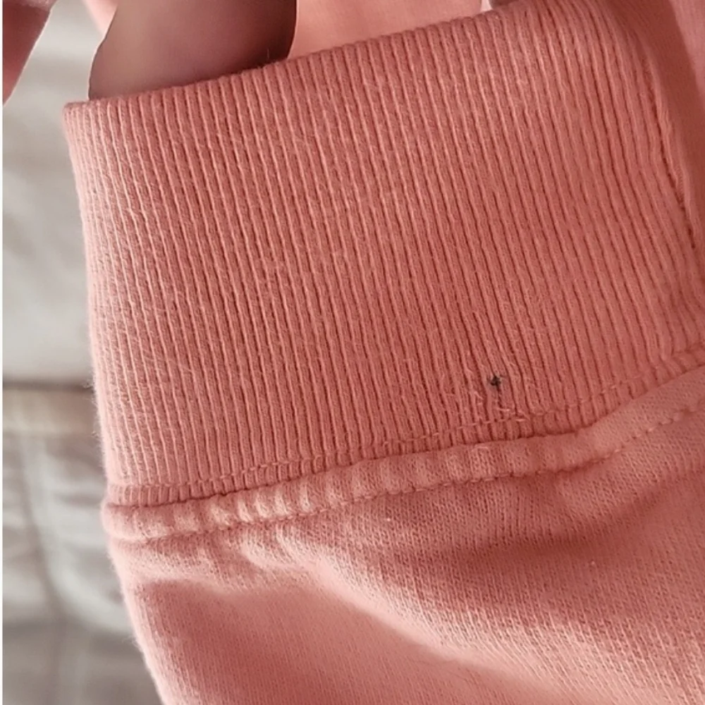 Clare V Lips Sweatshirt - Picture 11 of 11